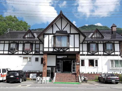 Hotel Mutsumi Shiga Kogen Εξωτερικό φωτογραφία