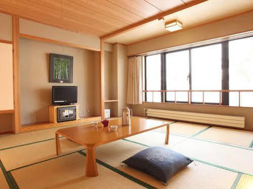 Hotel Mutsumi Shiga Kogen Εξωτερικό φωτογραφία